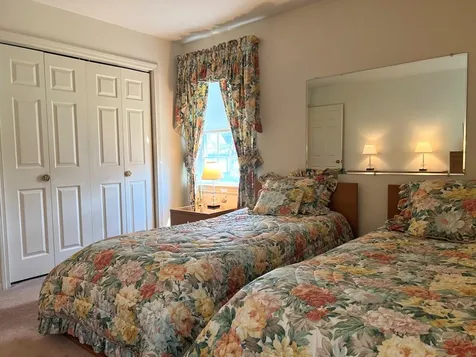 2 Pinehurst Street Hudson NH 03051