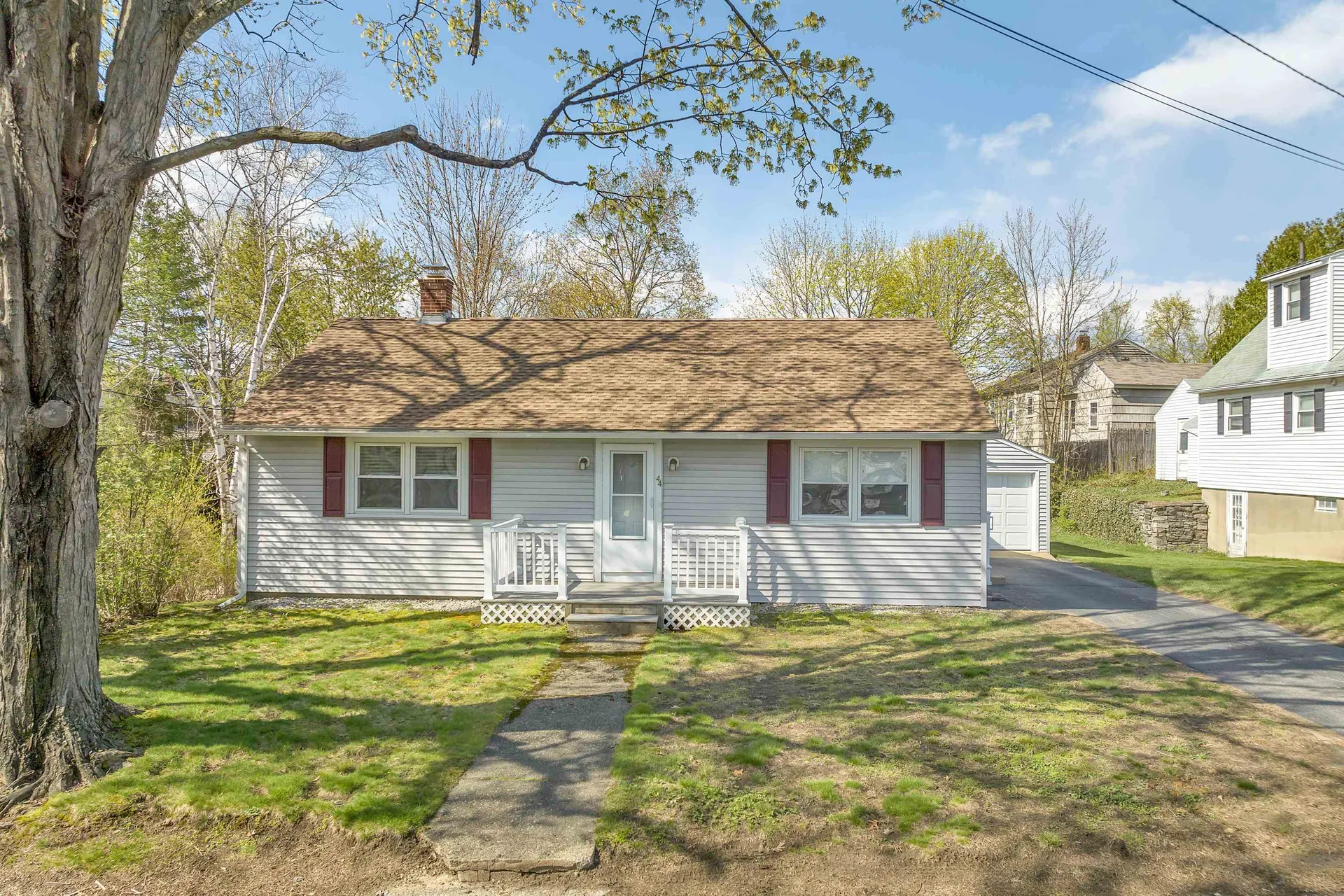 44 Lamonte Street Manchester NH 03104