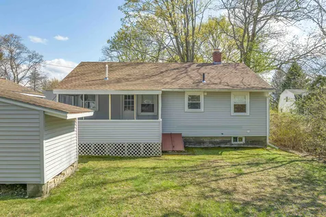 44 Lamonte Street Manchester NH 03104