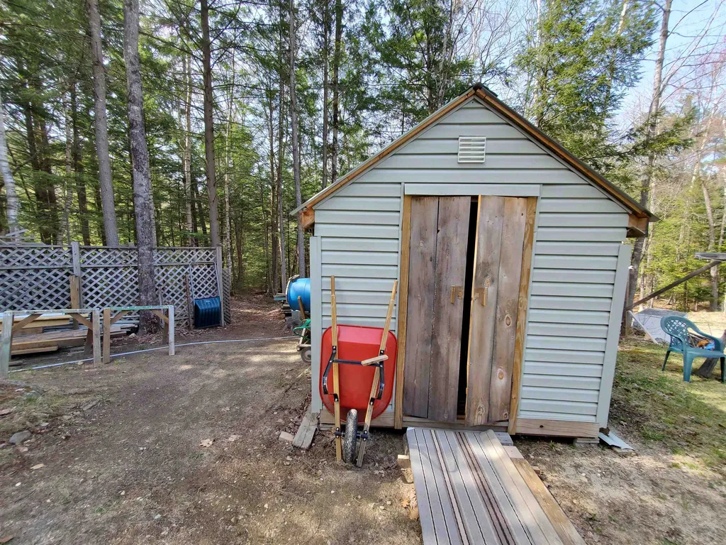 20 Follansbee Road Canaan NH 03741