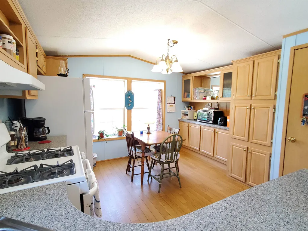 20 Follansbee Road Canaan NH 03741