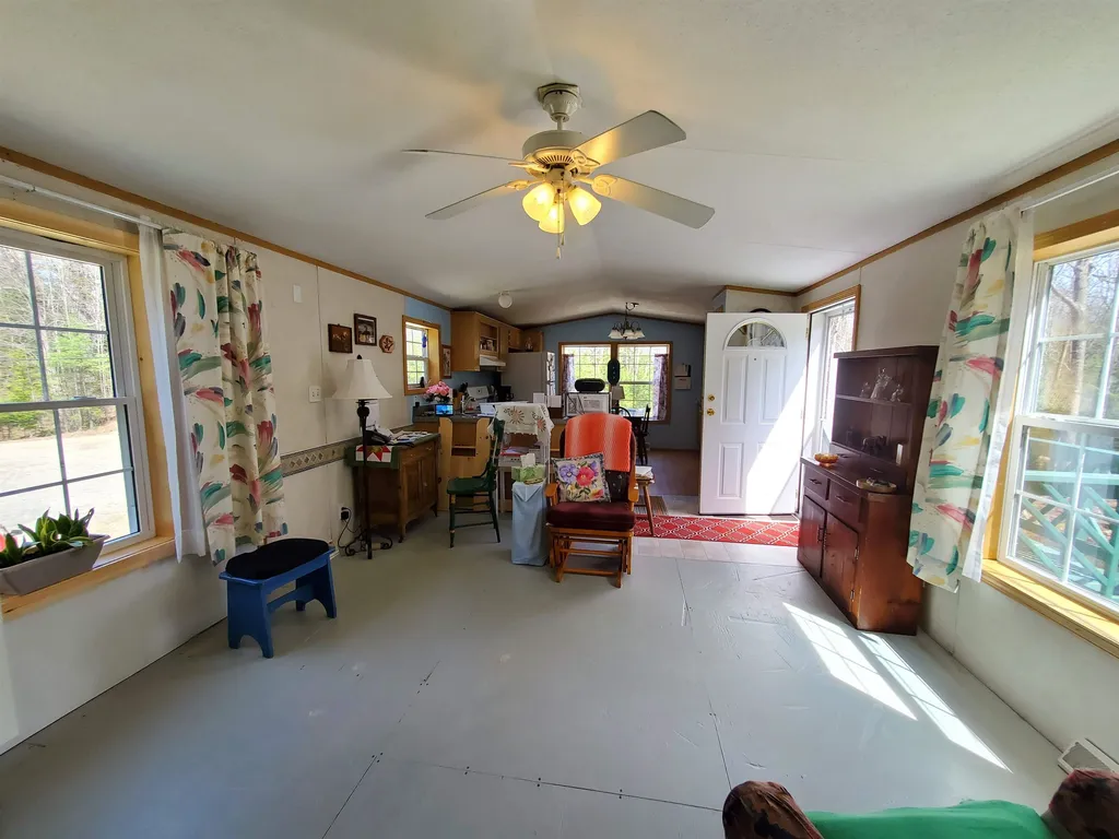 20 Follansbee Road Canaan NH 03741