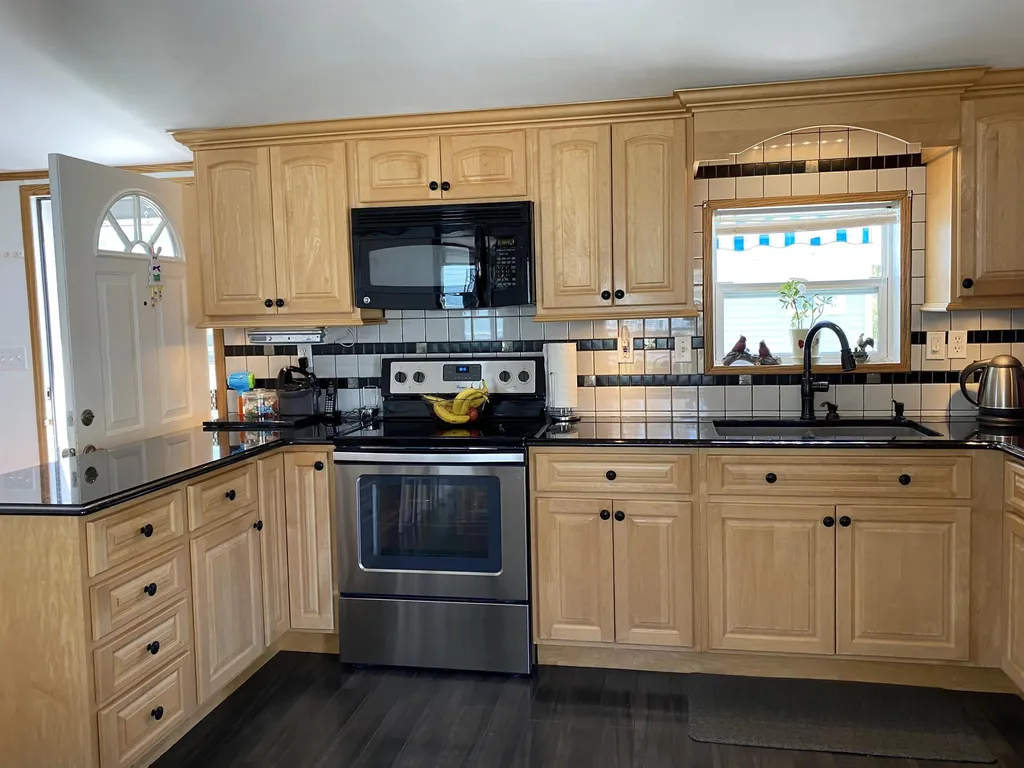 23 Princess Drive Salem NH 03079-3757