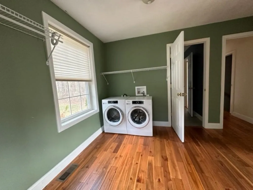 20 Bradford Circle Hillsborough NH 03244