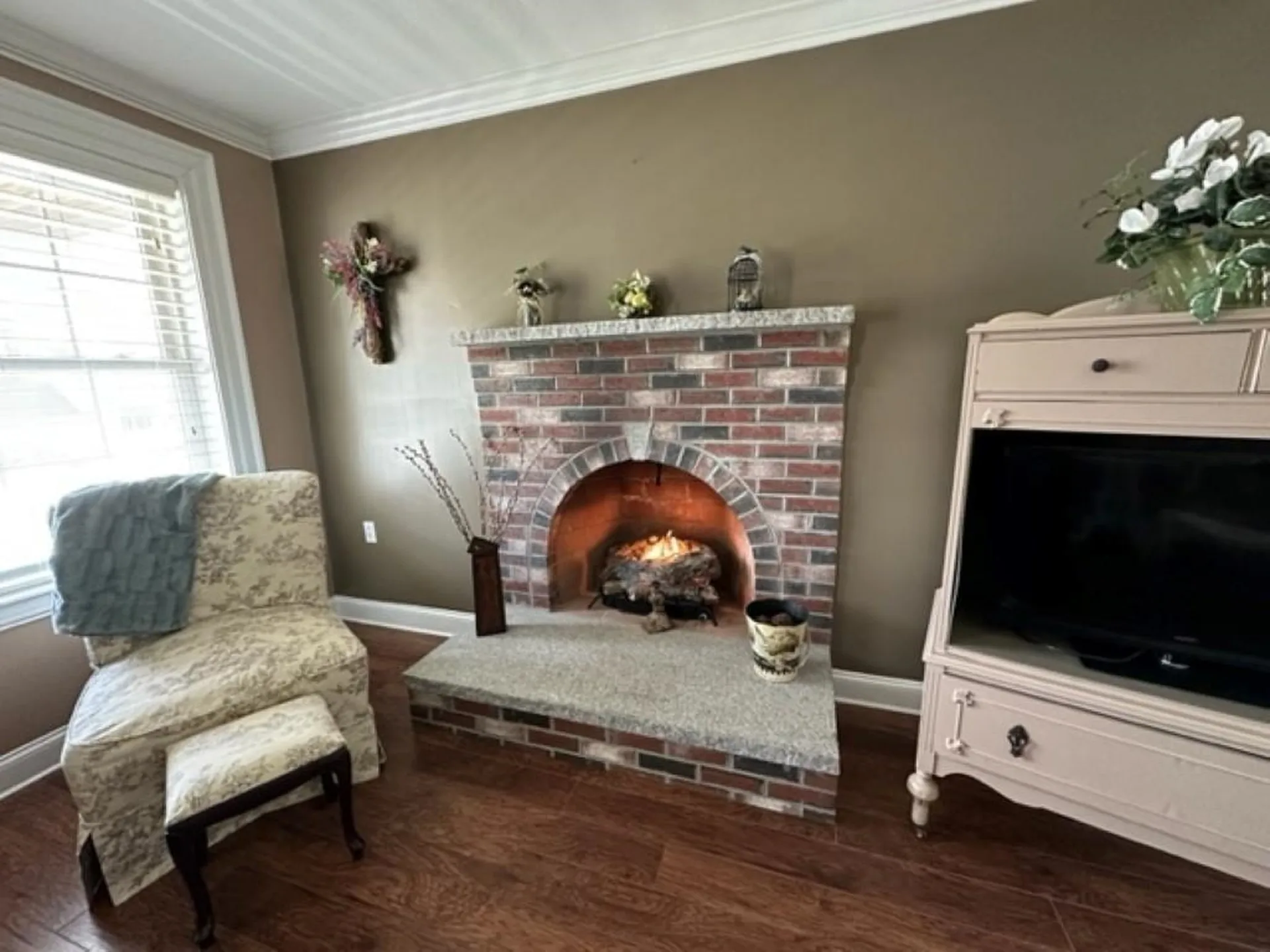 20 Bradford Circle Hillsborough NH 03244