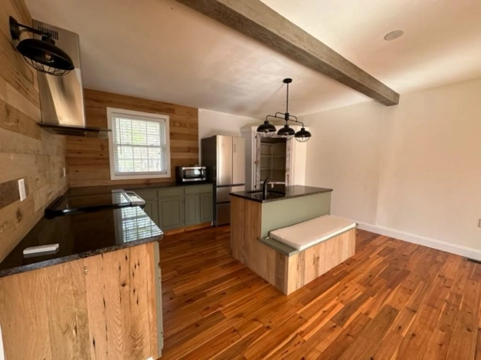 20 Bradford Circle Hillsborough NH 03244