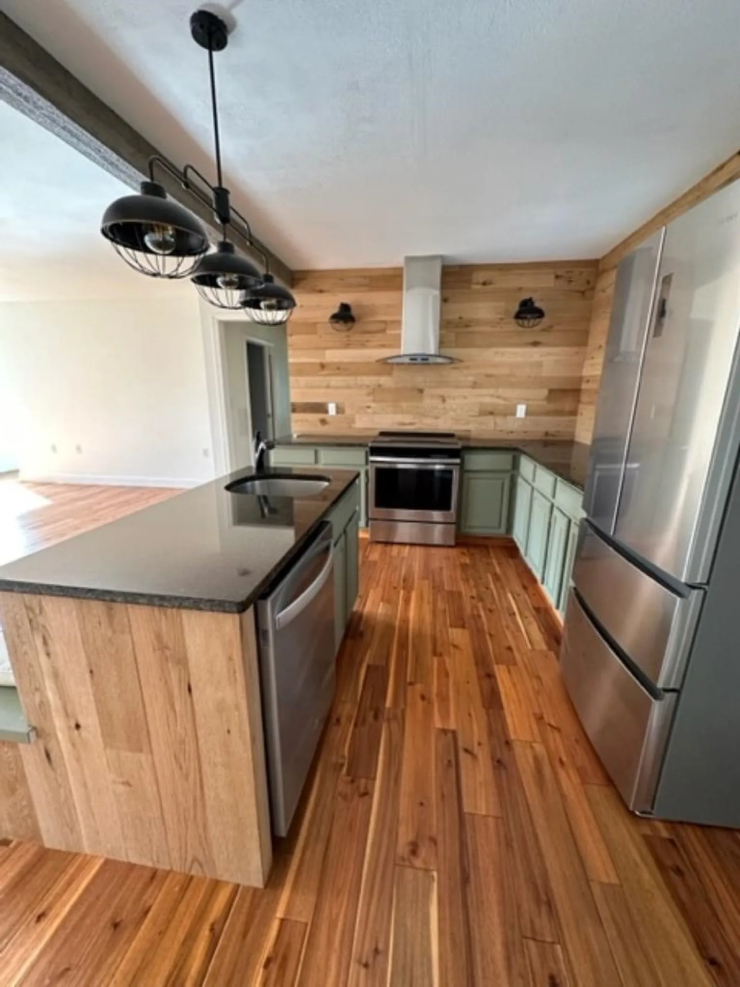 20 Bradford Circle Hillsborough NH 03244