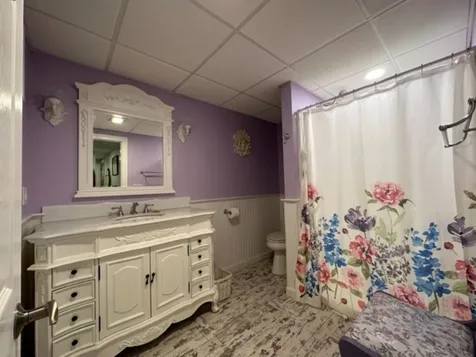 20 Bradford Circle Hillsborough NH 03244