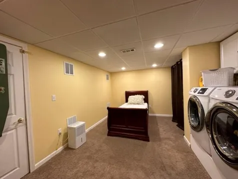 20 Bradford Circle Hillsborough NH 03244