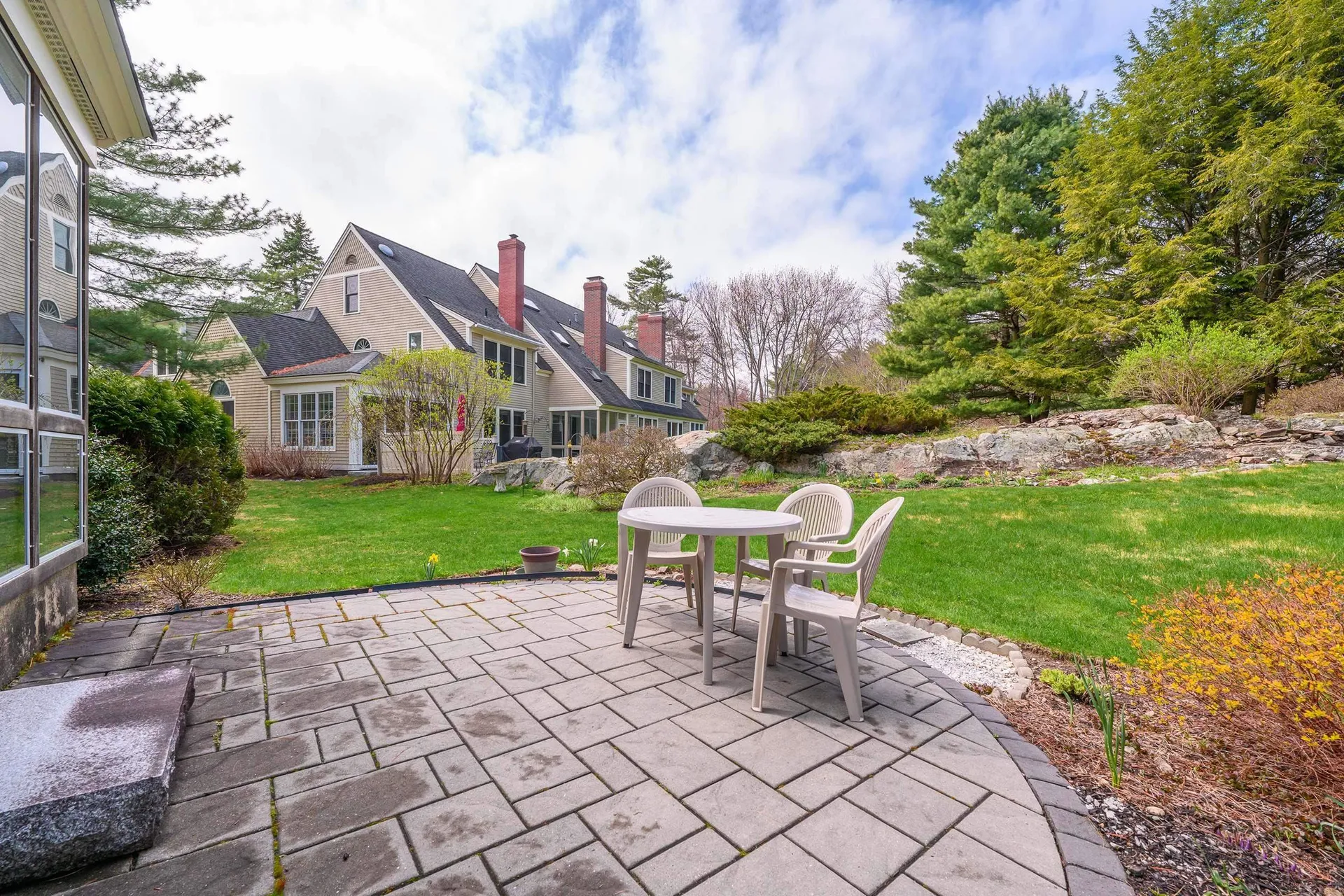 579 Sagamore Avenue Portsmouth NH 03801