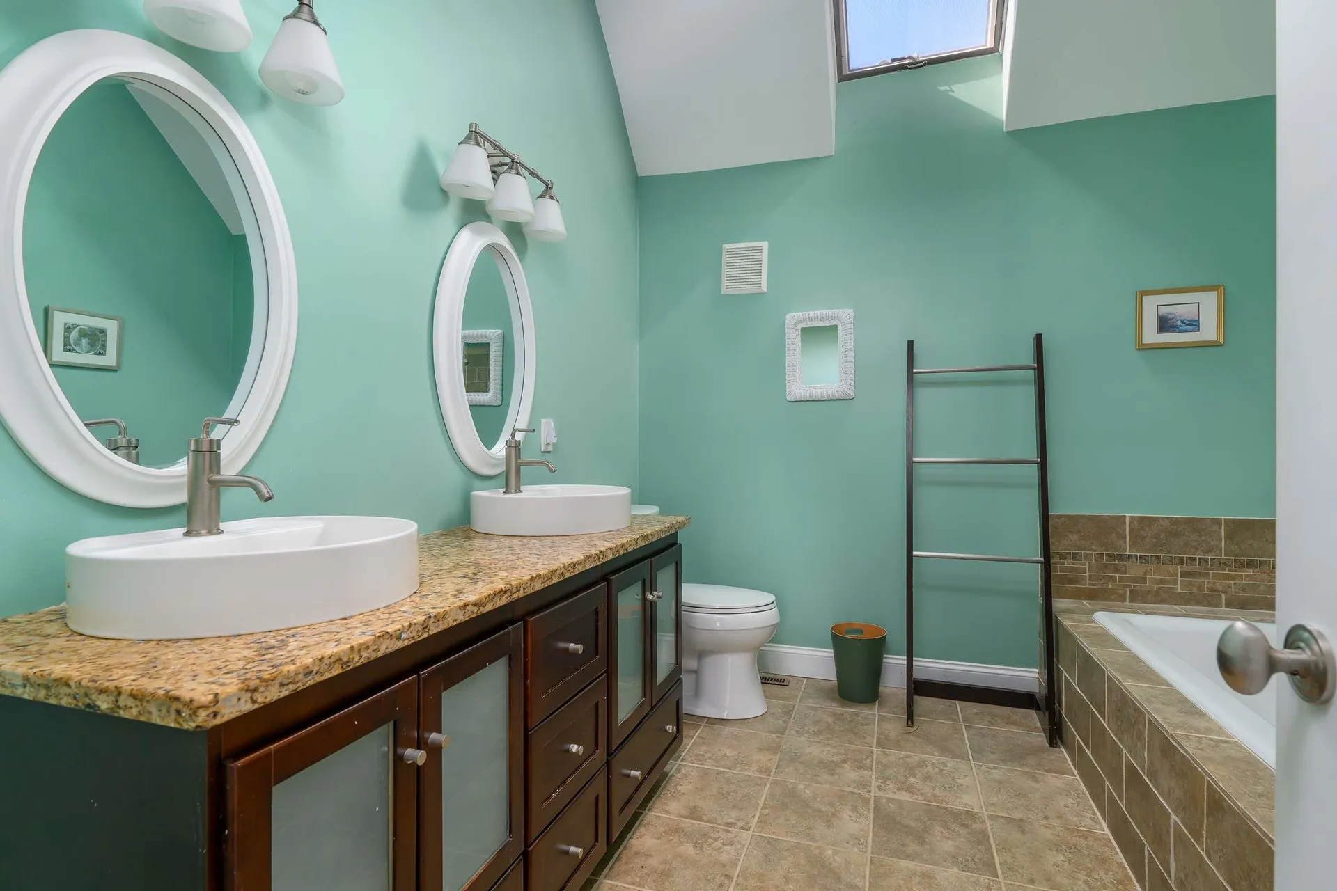 579 Sagamore Avenue Portsmouth NH 03801
