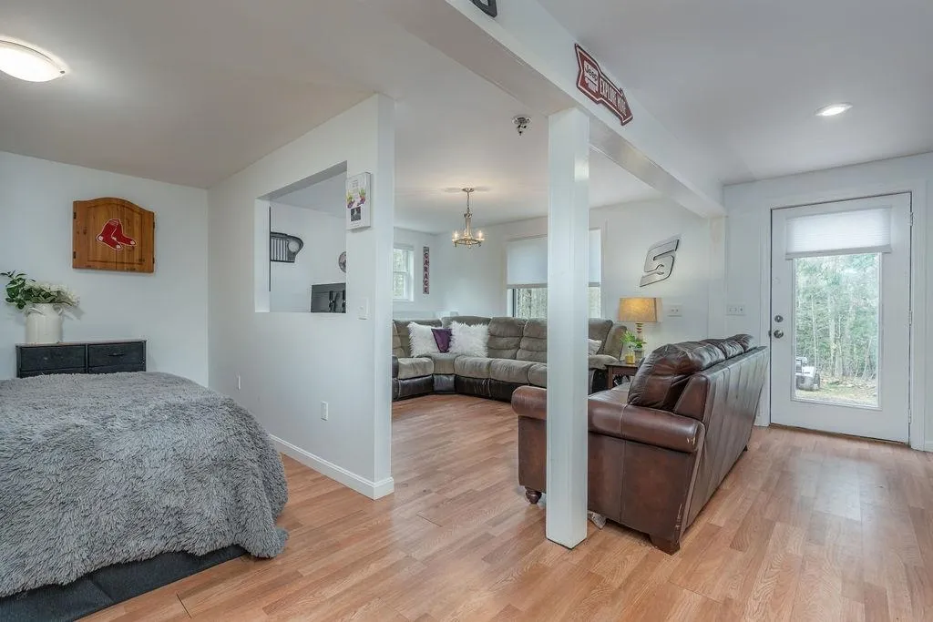 38 Lake View Drive Strafford NH 03884