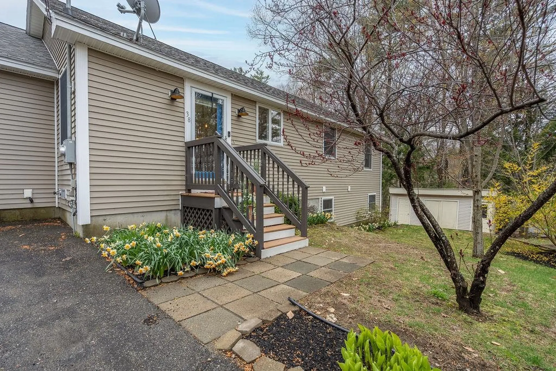 38 Lake View Drive Strafford NH 03884