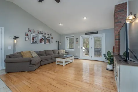 38 Lake View Drive Strafford NH 03884