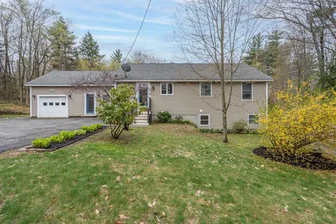 38 Lake View Drive Strafford NH 03884