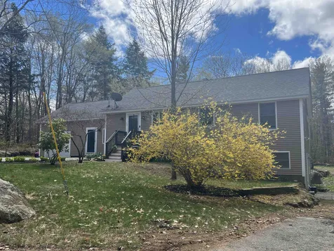 38 Lake View Drive Strafford NH 03884