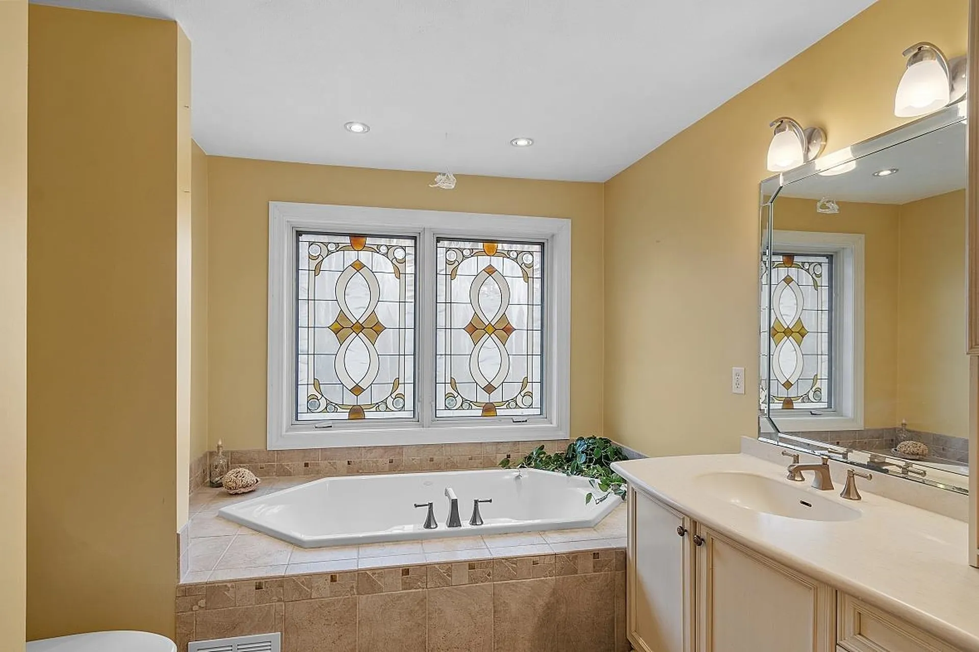 16 Candlestick Lane Sandown NH 03873