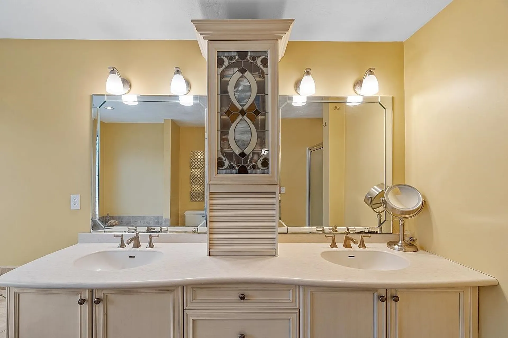 16 Candlestick Lane Sandown NH 03873