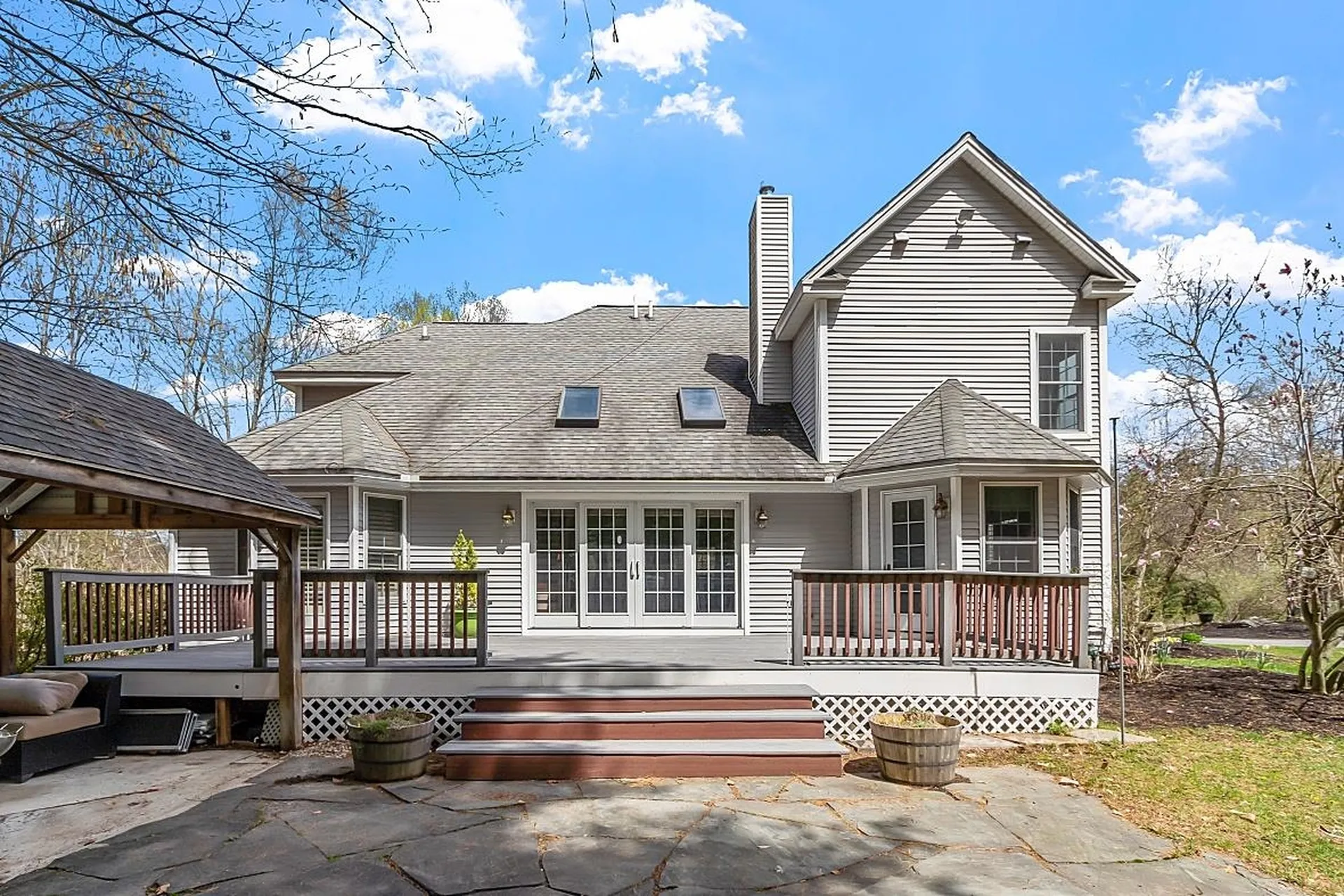 16 Candlestick Lane Sandown NH 03873