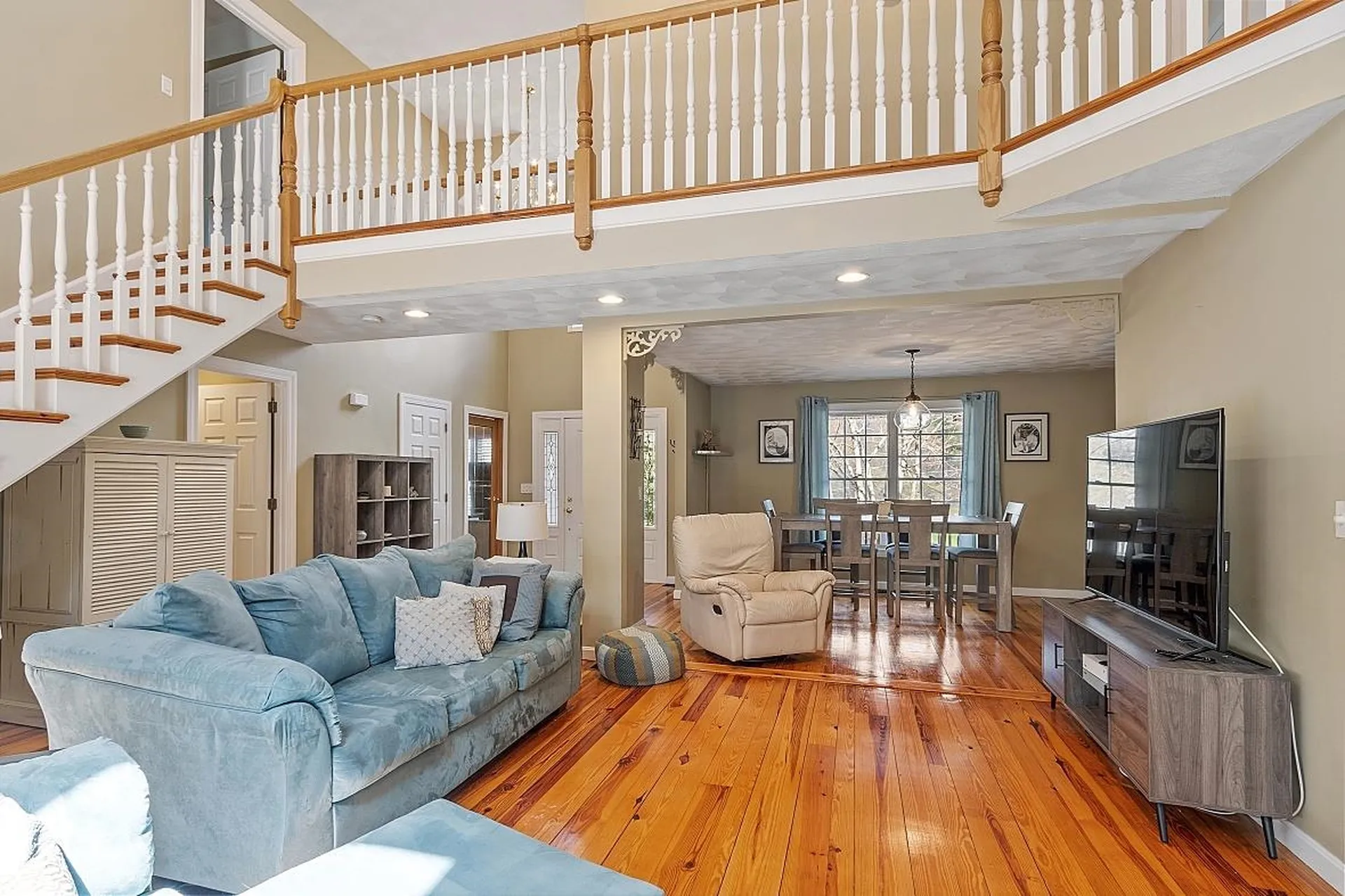 16 Candlestick Lane Sandown NH 03873