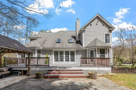 16 Candlestick Lane Sandown NH 03873