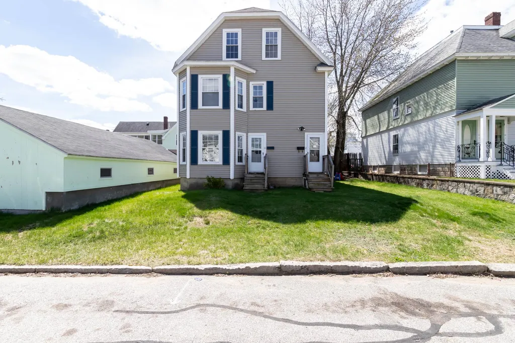 10 Quirin Street Manchester NH 03102