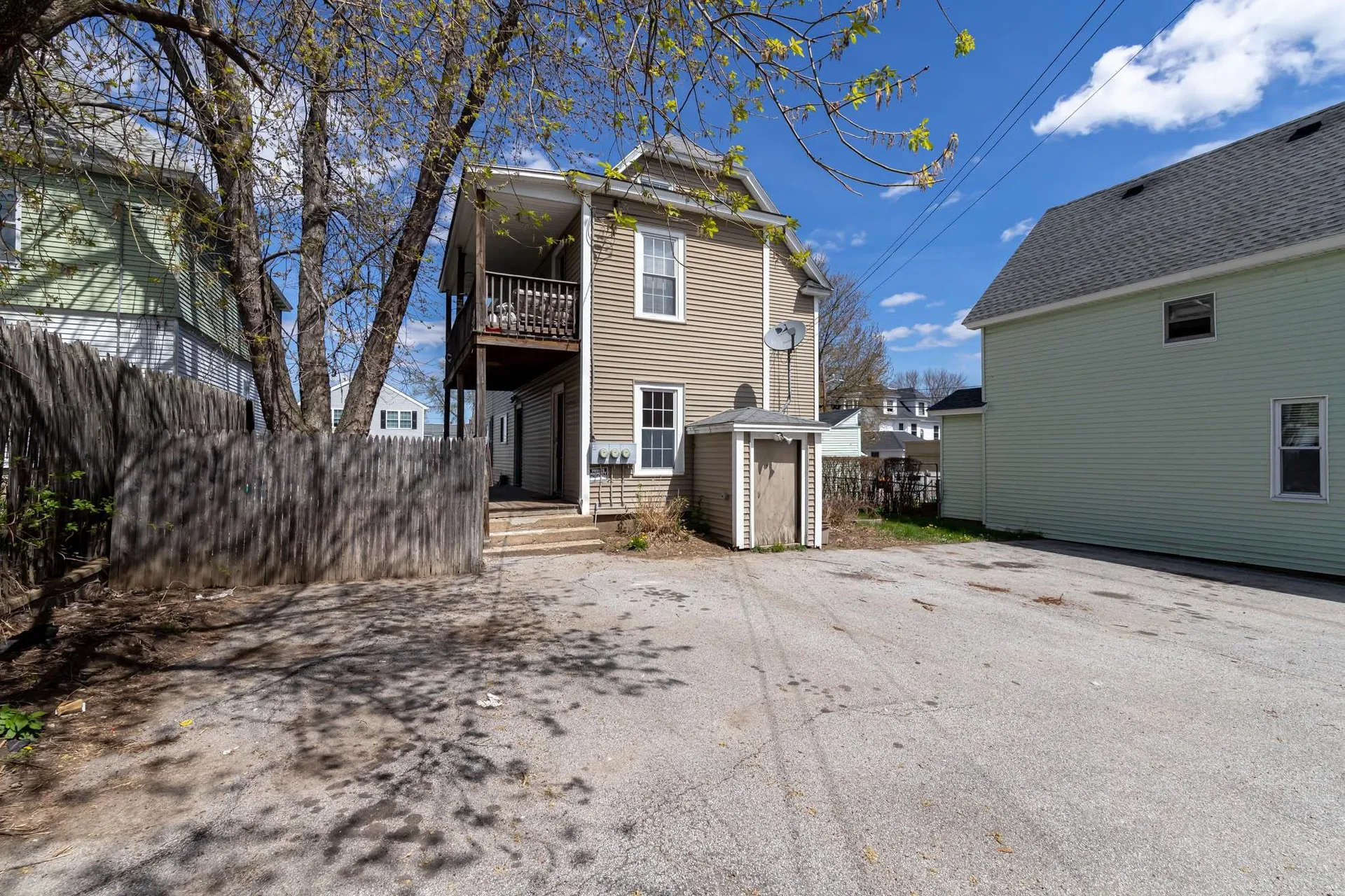 10 Quirin Street Manchester NH 03102