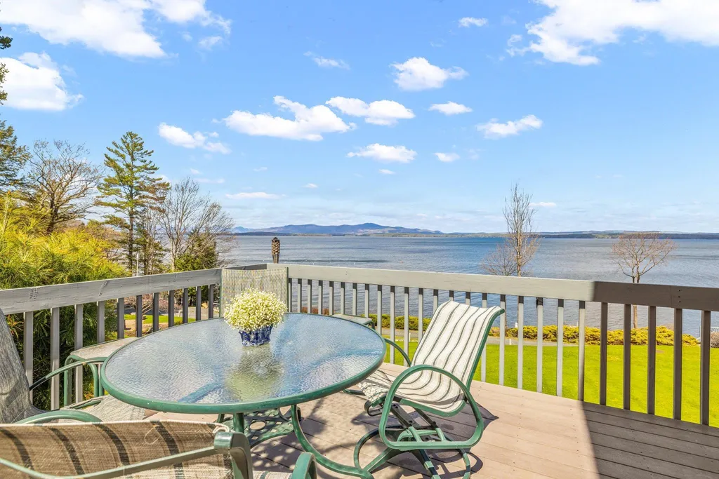 2696 Lake Shore Road Gilford NH 03249