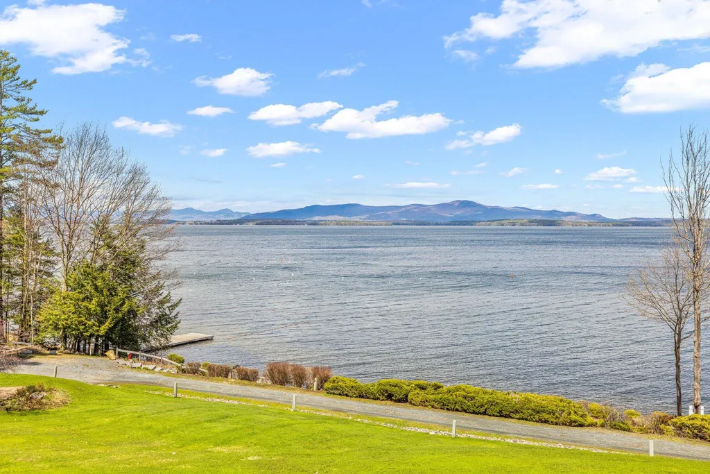2696 Lake Shore Road Gilford NH 03249