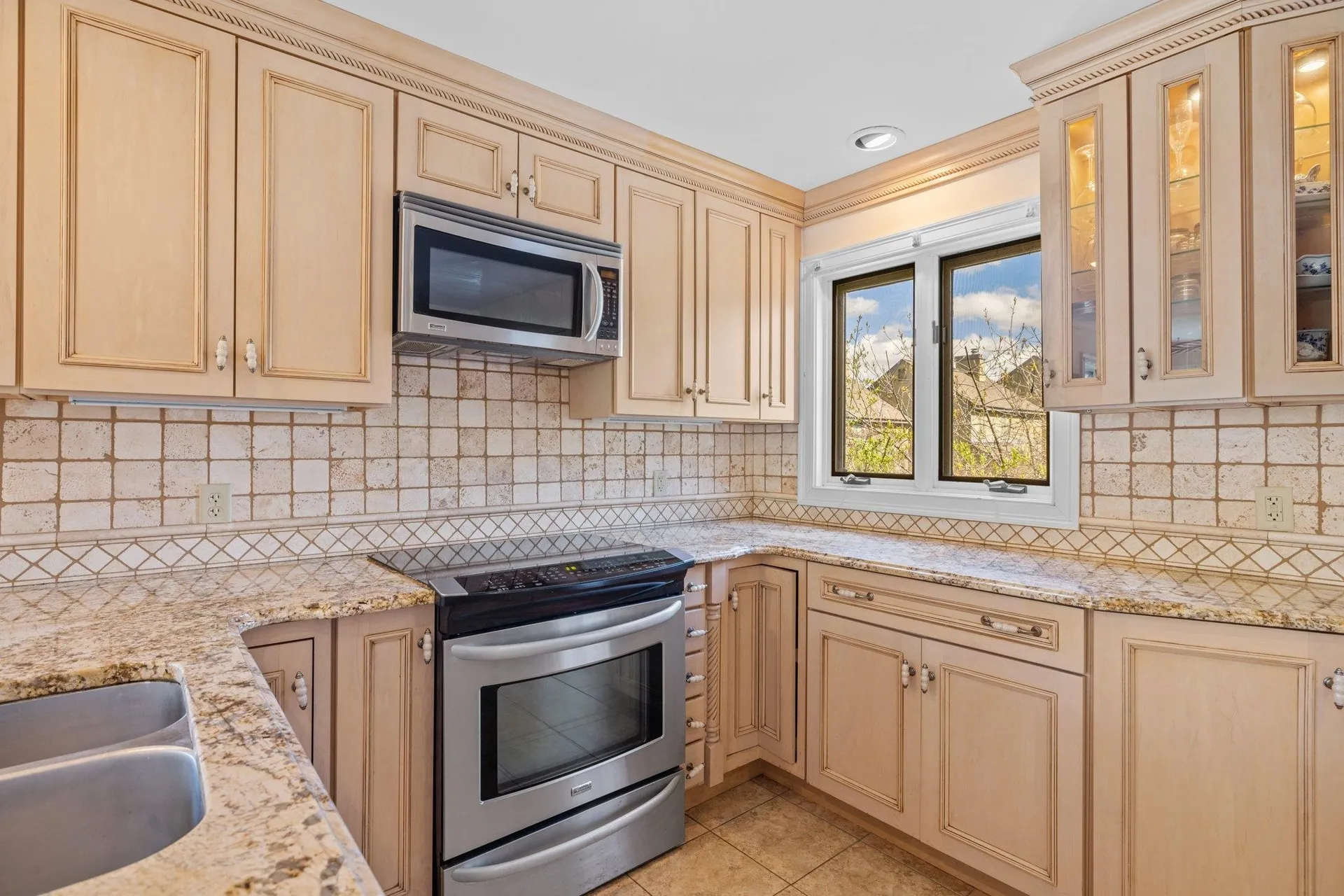2696 Lake Shore Road Gilford NH 03249