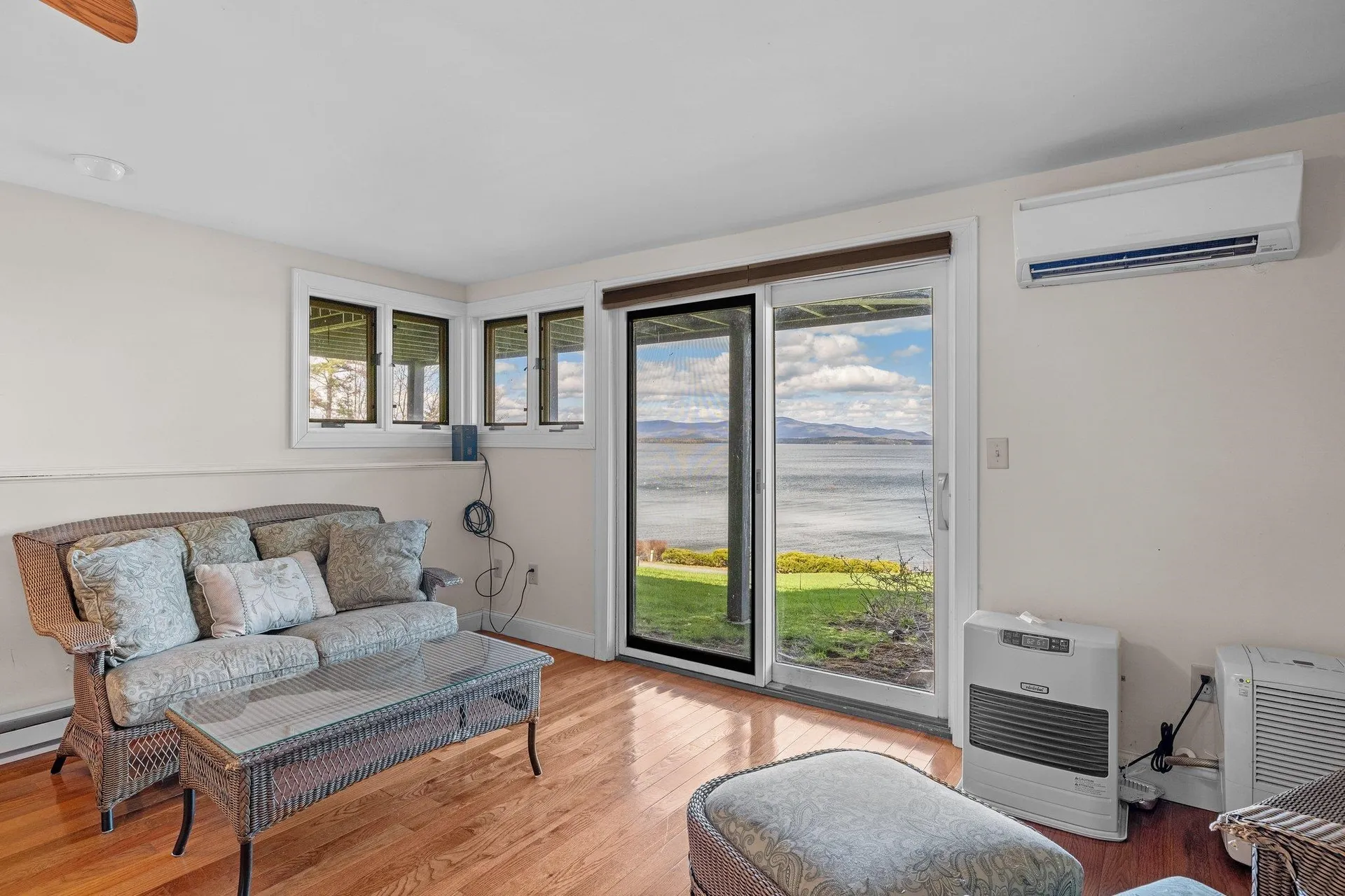 2696 Lake Shore Road Gilford NH 03249
