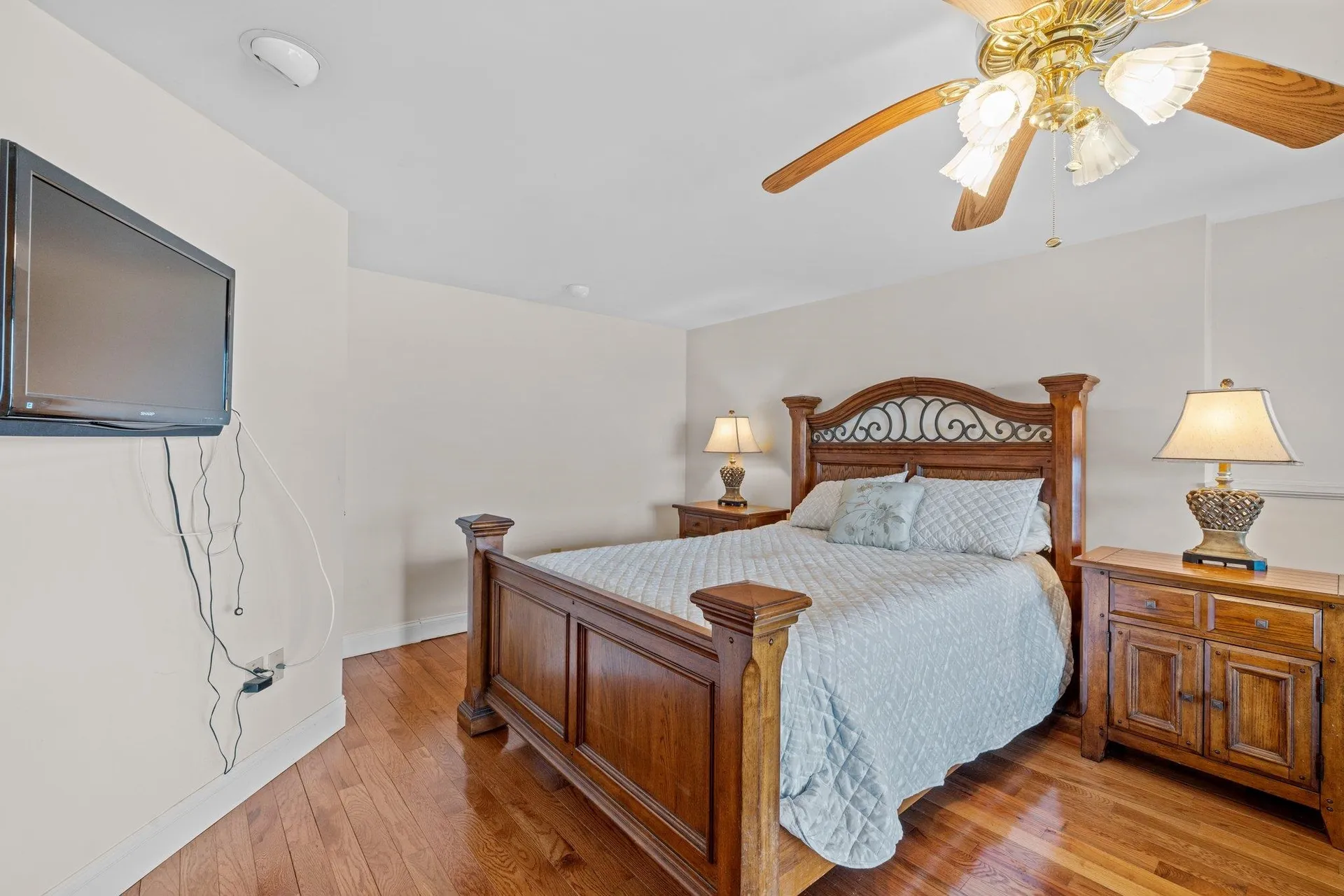 2696 Lake Shore Road Gilford NH 03249