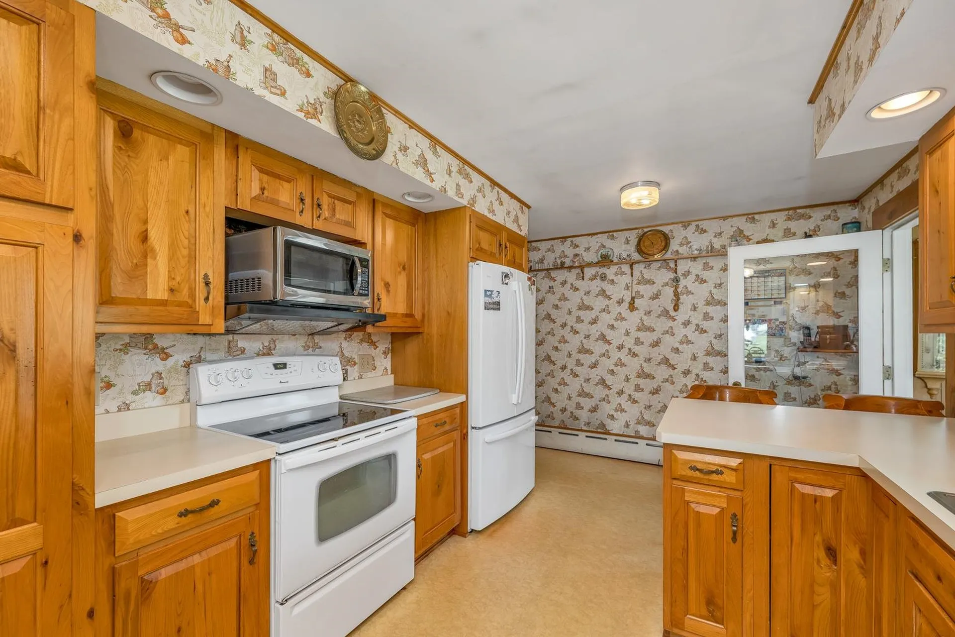 25 Oak Street Wolfeboro NH 03894