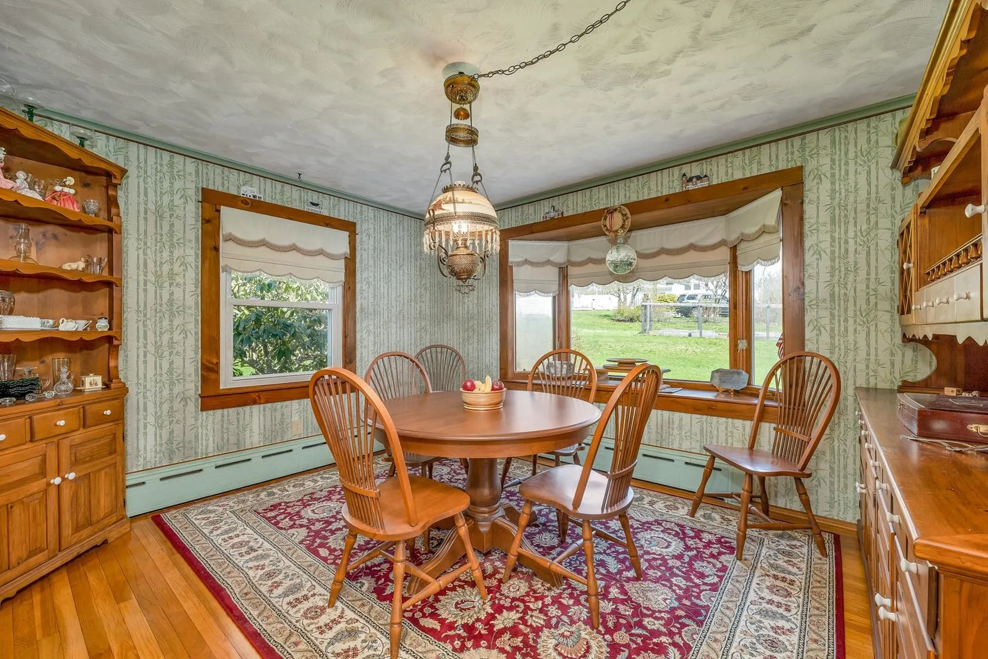 25 Oak Street Wolfeboro NH 03894