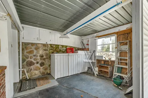 25 Oak Street Wolfeboro NH 03894
