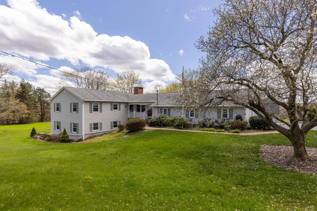 140 High Street Stratham NH 03885