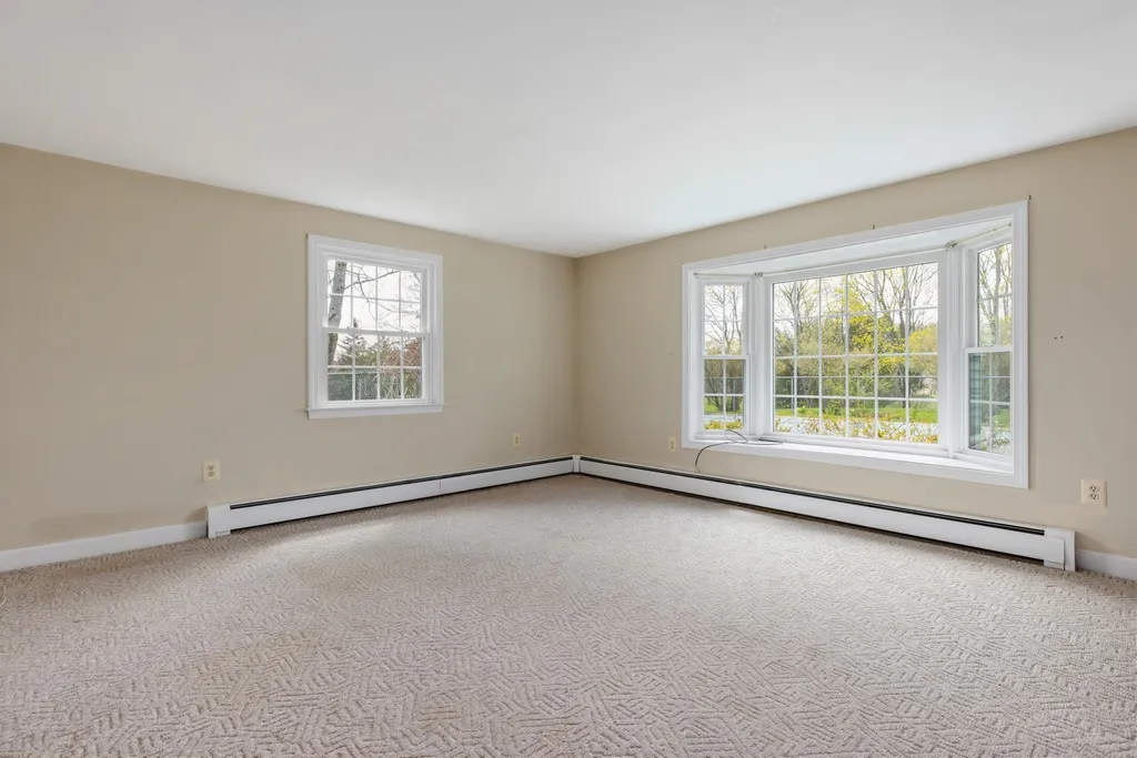 140 High Street Stratham NH 03885