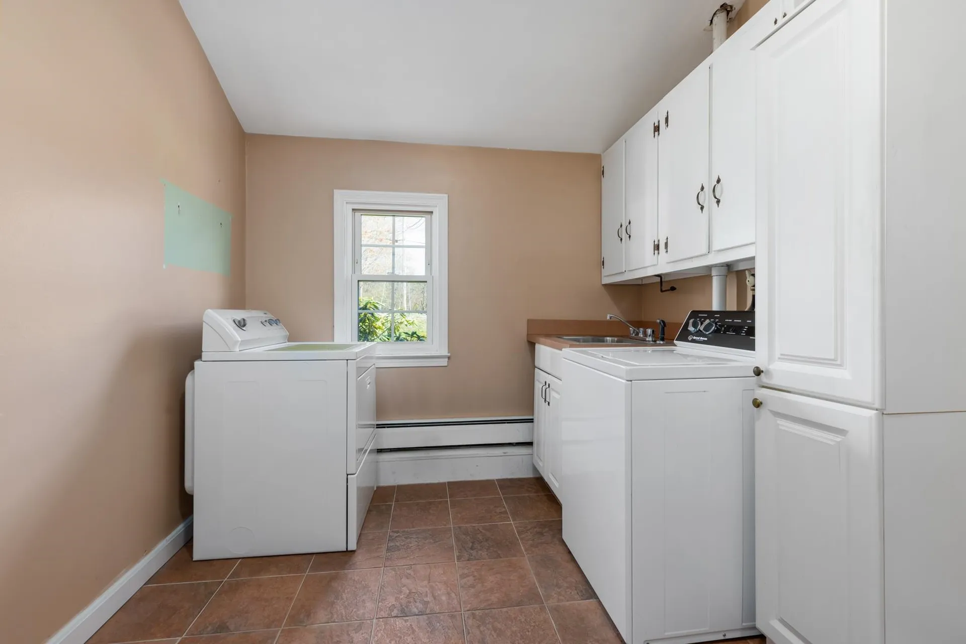 140 High Street Stratham NH 03885