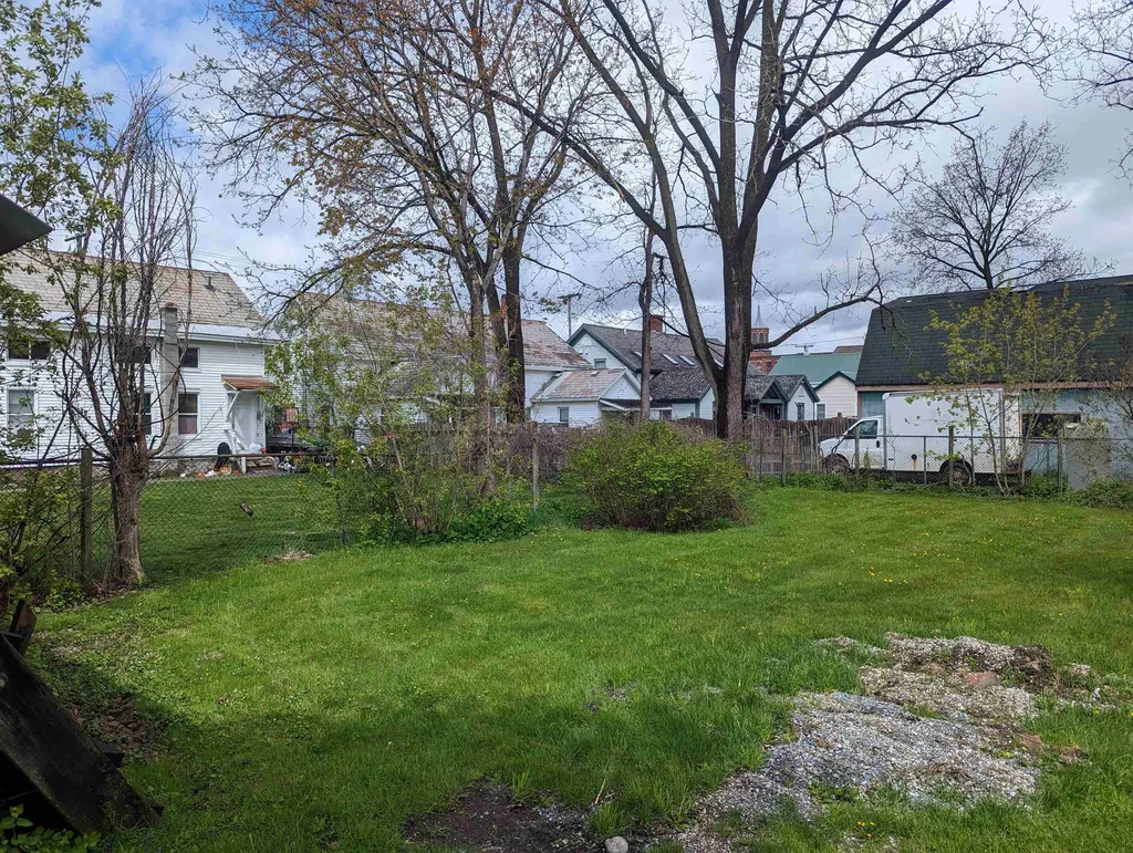 102 River Street Bennington VT 05201