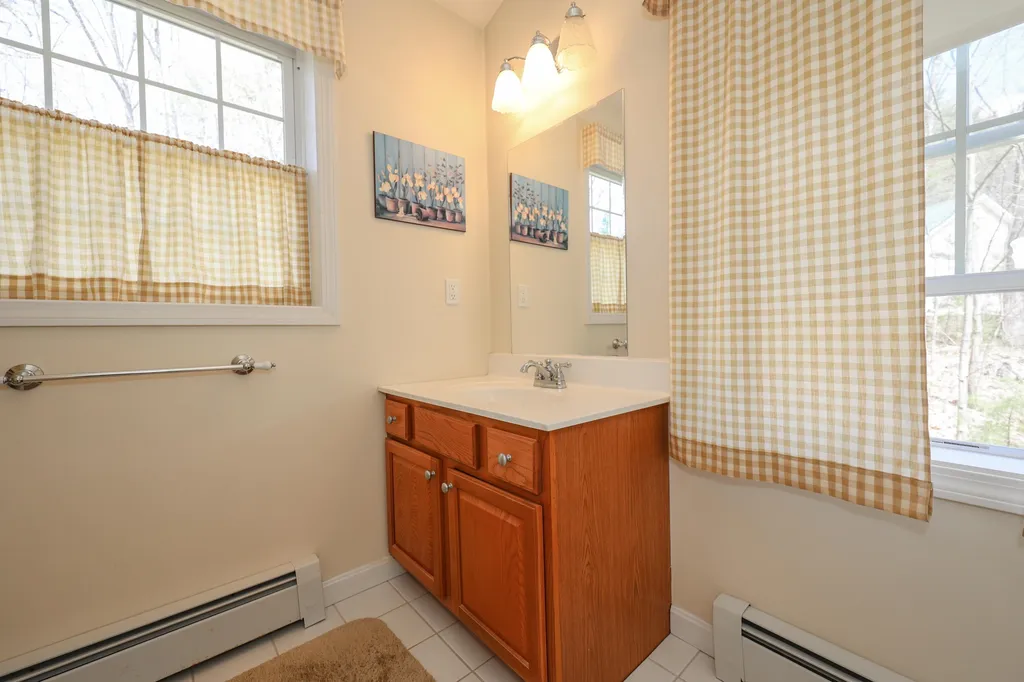 42 Jefferson Road Belmont NH 03220
