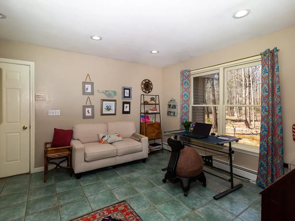 74 Drinkwater Road Exeter NH 03833