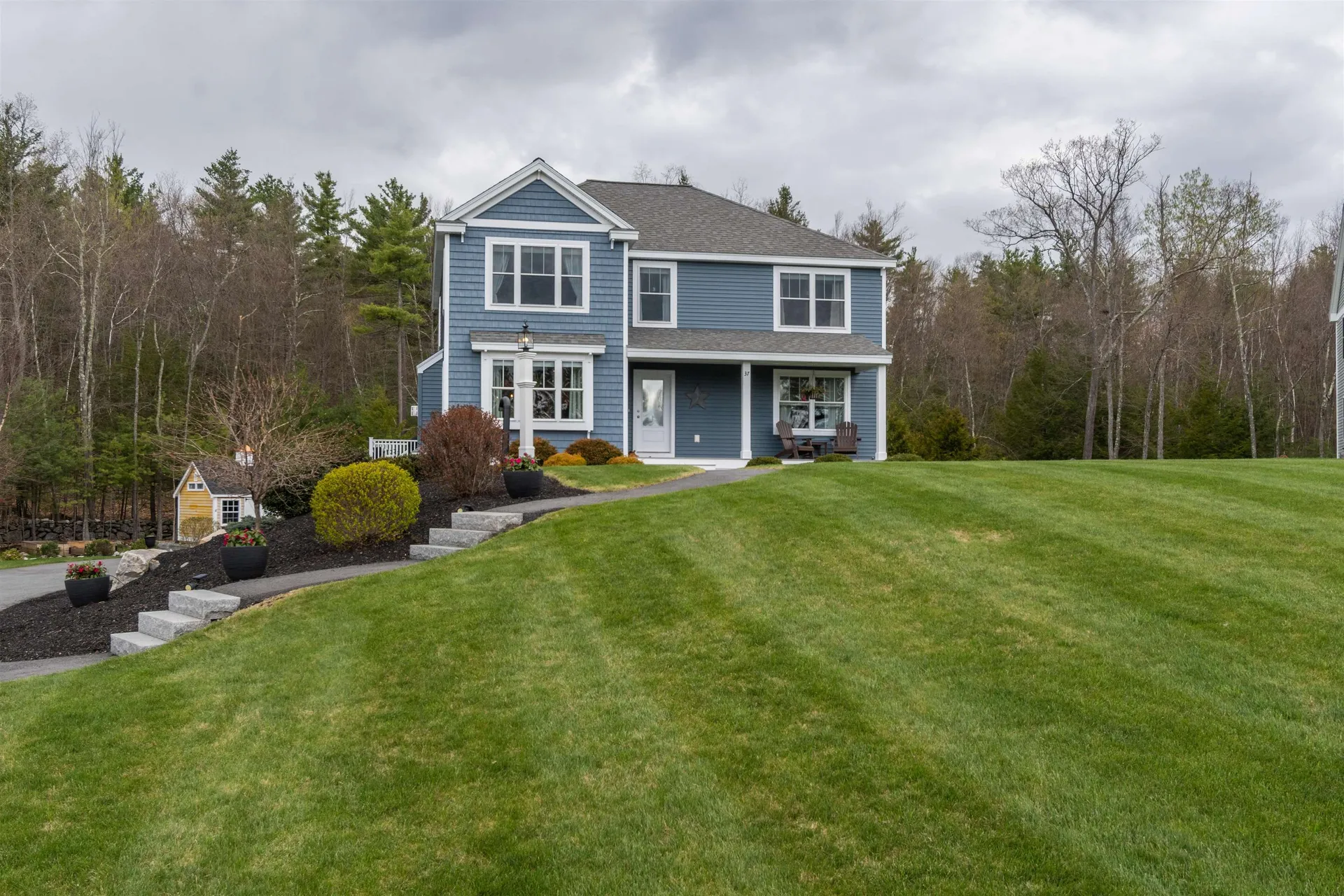 37 Rolling Ridge Lane Pelham NH 03076