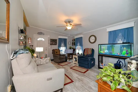 6 Laurel Avenue Allenstown NH 03275