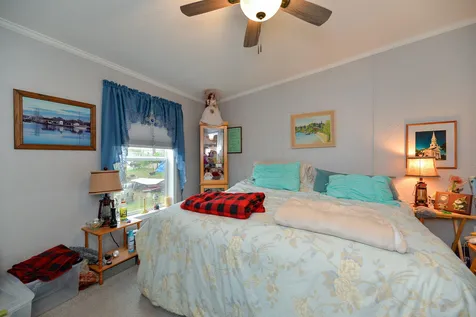6 Laurel Avenue Allenstown NH 03275