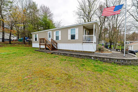 6 Laurel Avenue Allenstown NH 03275