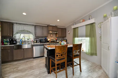 6 Laurel Avenue Allenstown NH 03275