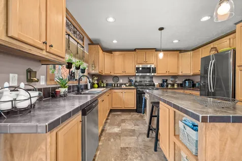 46 Sage Drive Tilton NH 03276