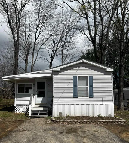 30 White Rock Circle Tilton NH 03276