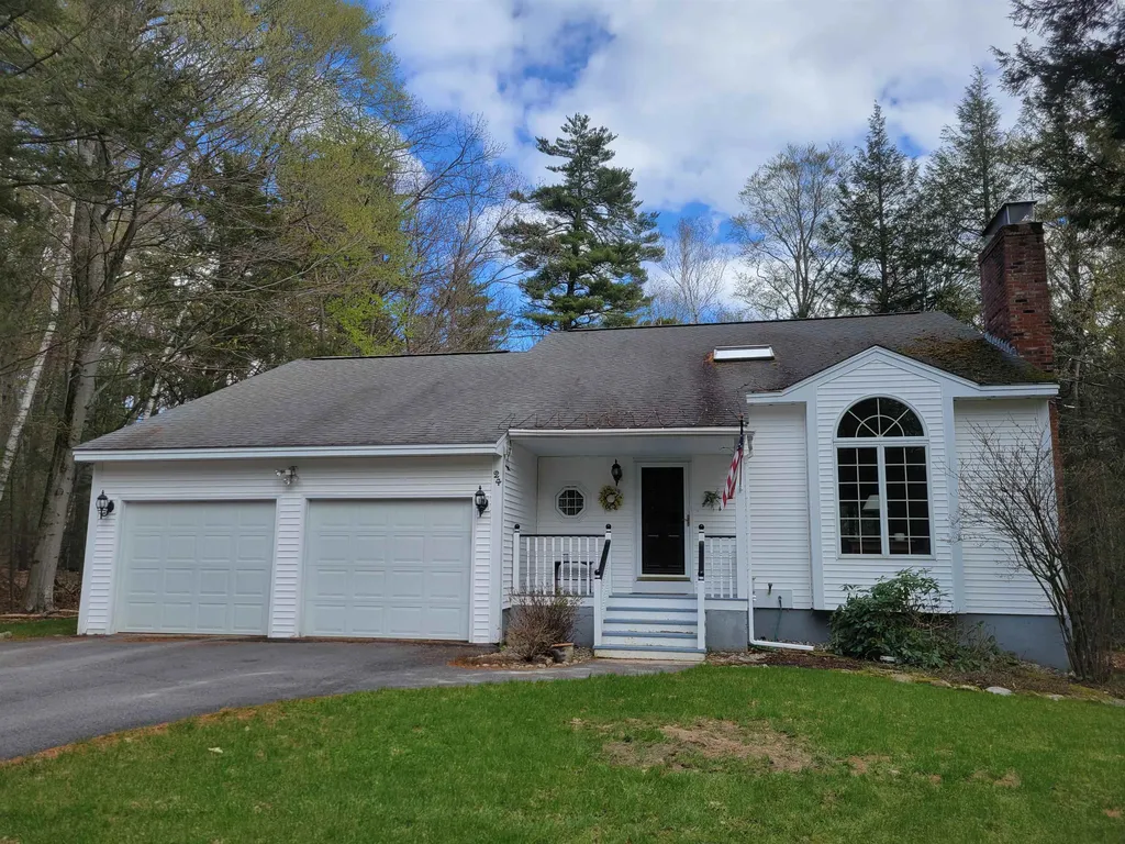 24 Winterhaven Road Wolfeboro NH 03894