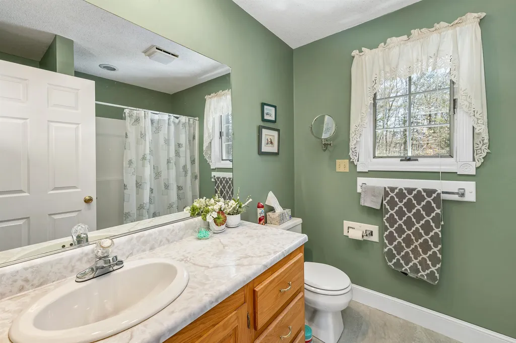 24 Winterhaven Road Wolfeboro NH 03894
